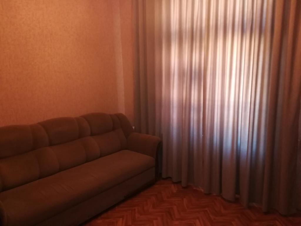 Апартаменты Двухкомнатная квартира в центре города Мариуполь-20